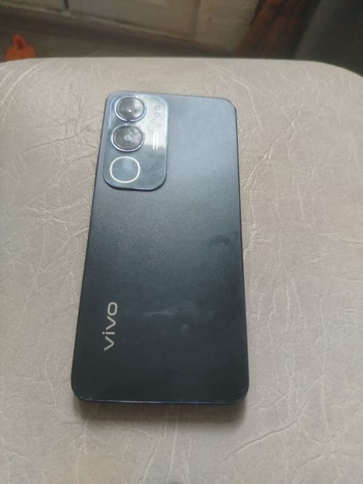 Продам Vivo Y19S 8/128
