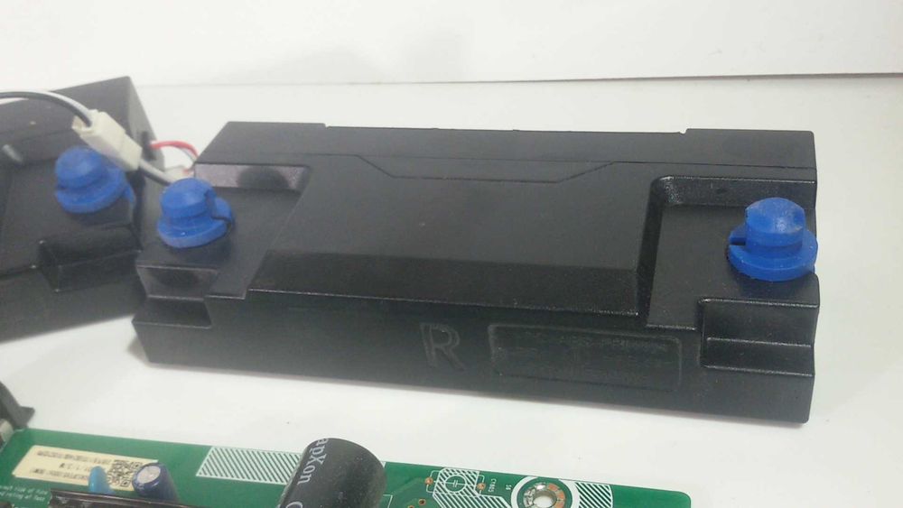 Платка от телевизор HiSense 50A6BG с колонки DZ-50A53FEVS (0006)