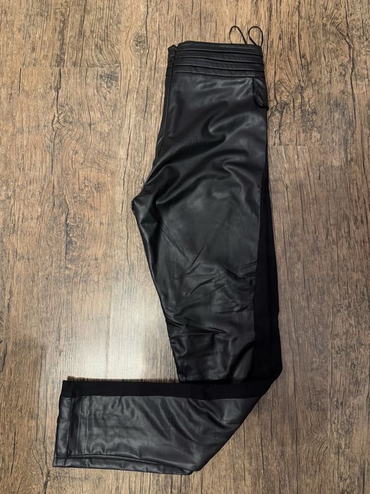 Кожен клин Avin размер М