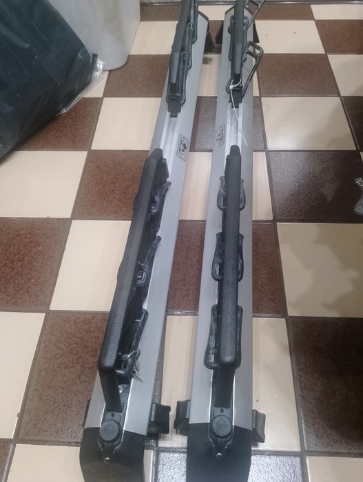 Багажник -греди Мерцедес W 124 оригинален