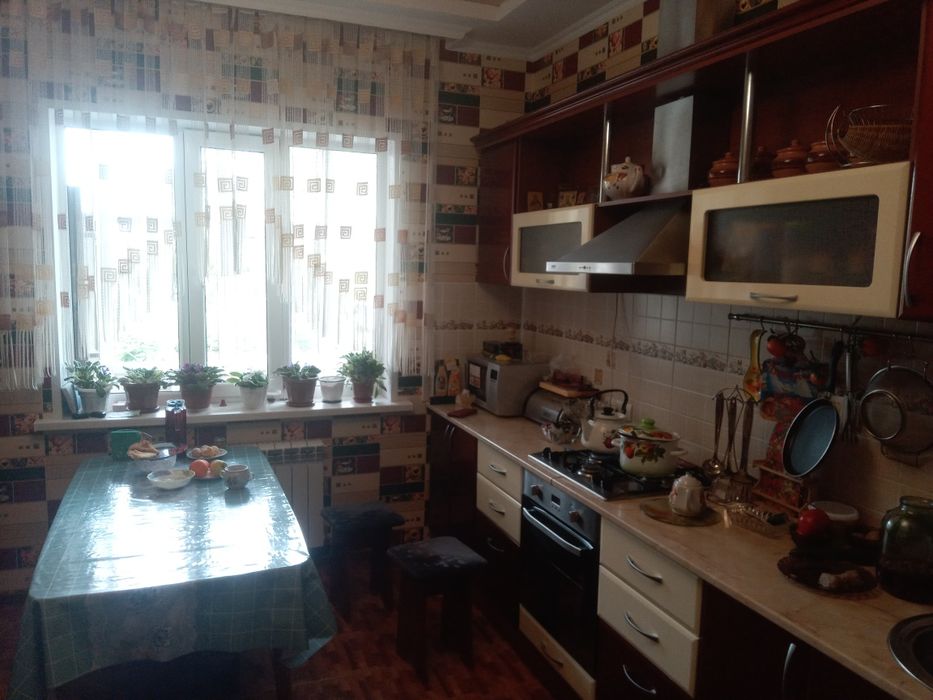 Продам 2-х  коттедж