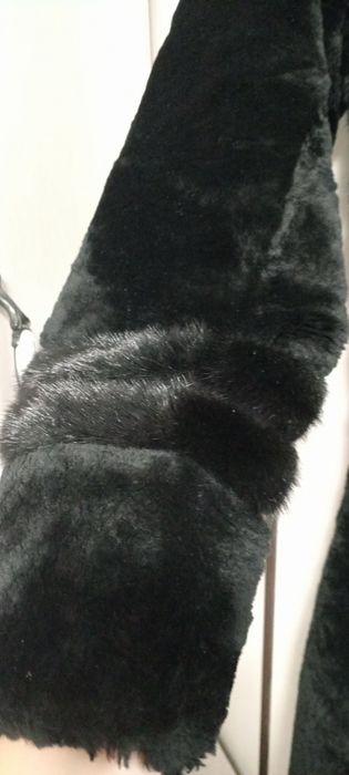 Шуба мутон, капюшон воротник норка