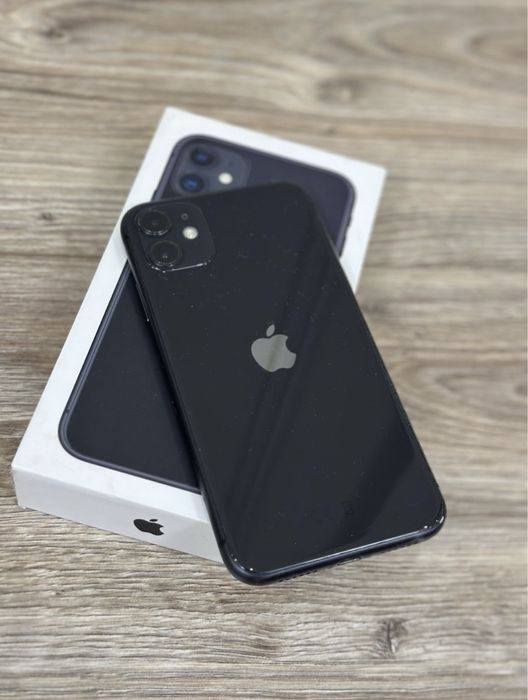 Смартфон iPhone 11