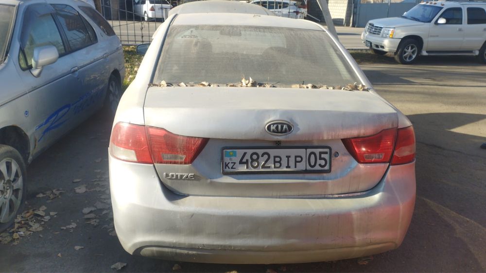 Продаю Киа Лотзе