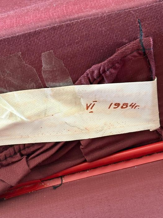 Продам советски чемодан