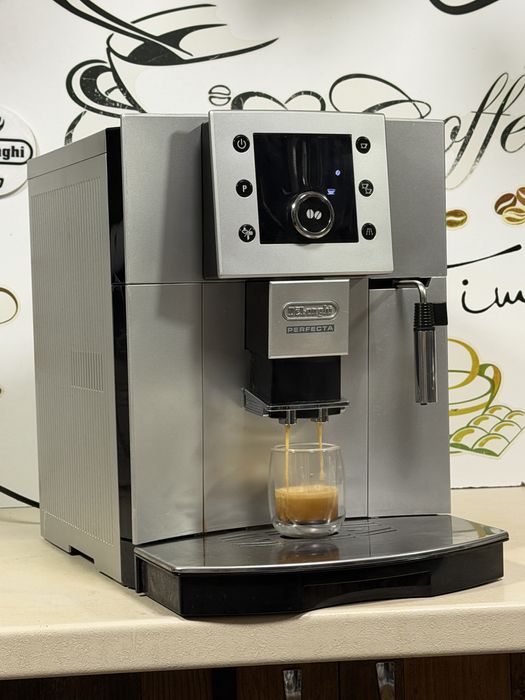 Кафемашина кафе автомат delonghi perfecta с гаранция