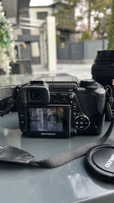 Olympus E330 - два обектива