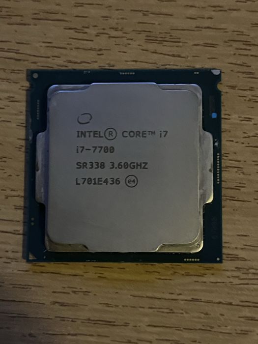 Procesor intel i7-7700 Targu-Mures • OLX.ro