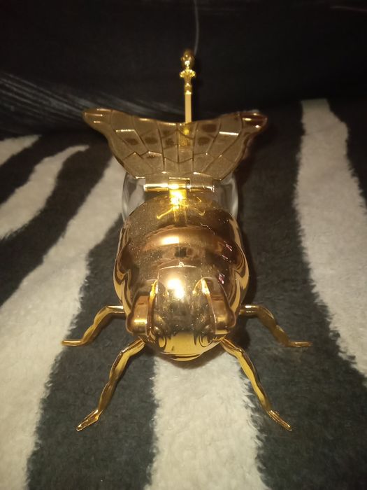 Пчела Майя . Посуда для кухни