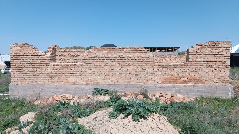 Продам участок в поселке Турар