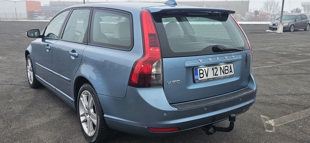 VOLVO V50 2009 — imagine 4