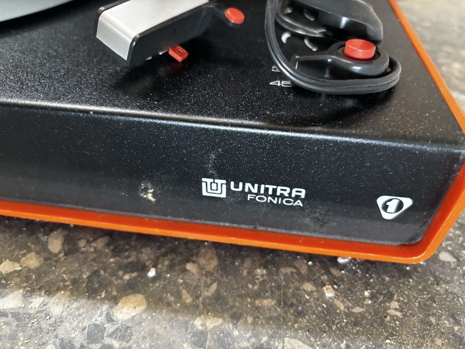 Грамофон Унитра Фоника