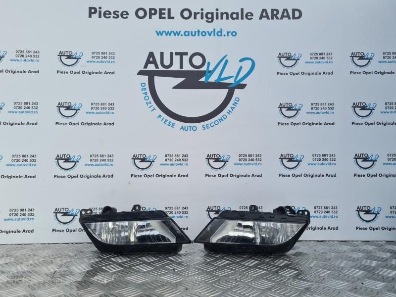 Proiector ceata stanga Seat Ibiza 4 facelift 6J