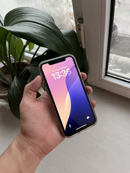 Продам Iphone 11 дешево