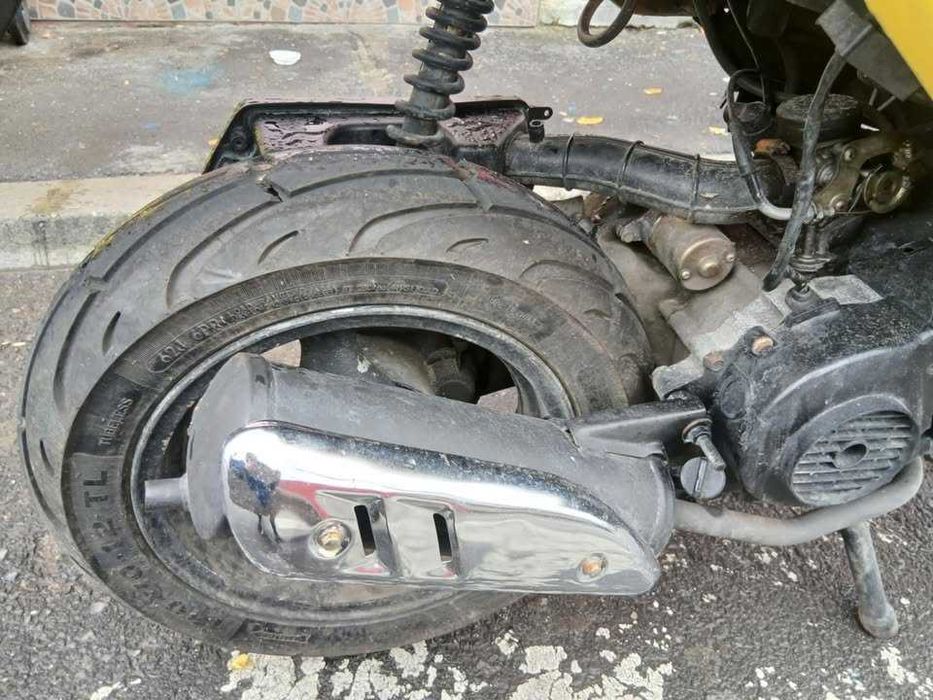 Scuter 4T GY6 funcționează Schimb.