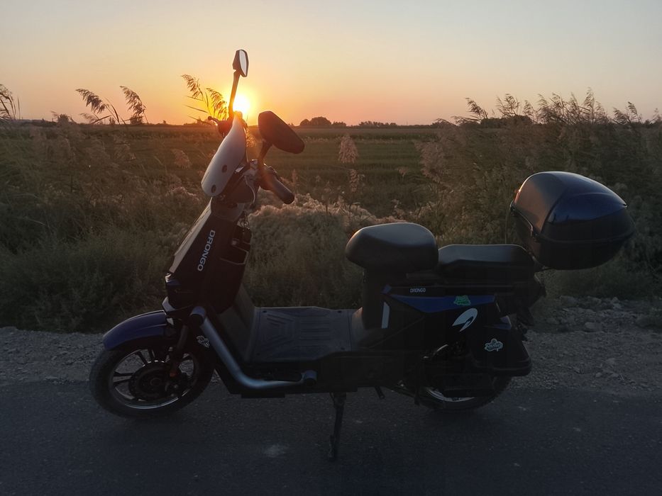 Скутер Drongo TK