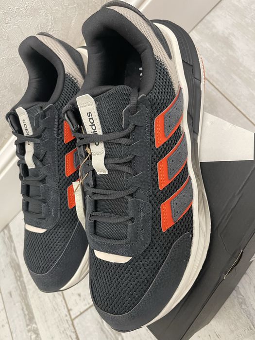 Кроссовки Адидас оригинал размер 44-44,5