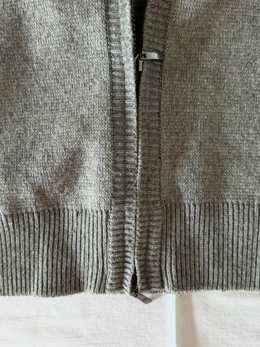 Мужской джемпер на молнии