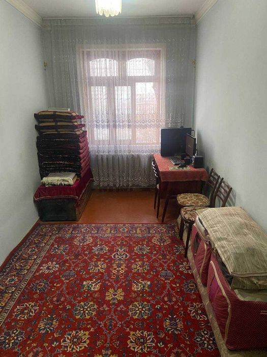 Продаётся 4-х ком квартира