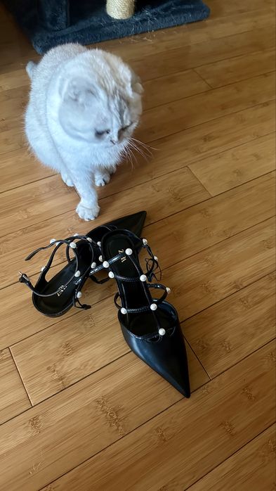 Обувки ZARA - нови