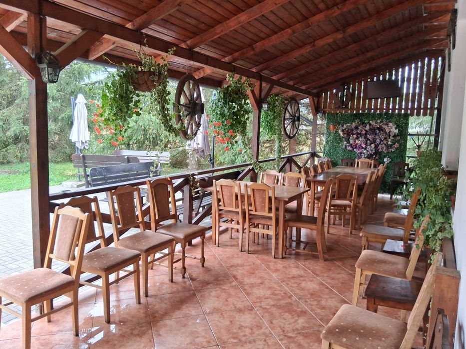 Spatiu comercial (restaurant cu sala de evenimente si magazin)la cheie.