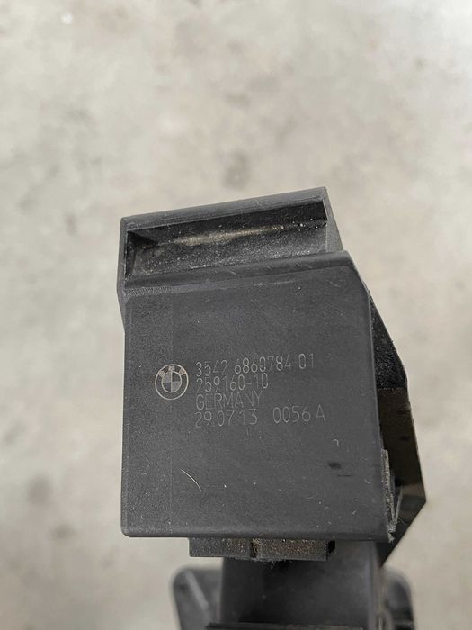 Pedala acceleratie Bmw cod 6860784