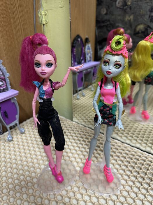 Продам кукол монстр хай!