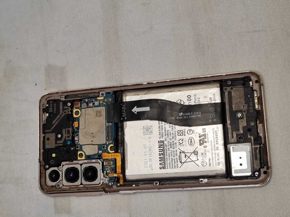 Samsung Galaxy S21 5G (SM-G991U) DEFECT - Nu Porneste  Display Bun  Pentru Piese