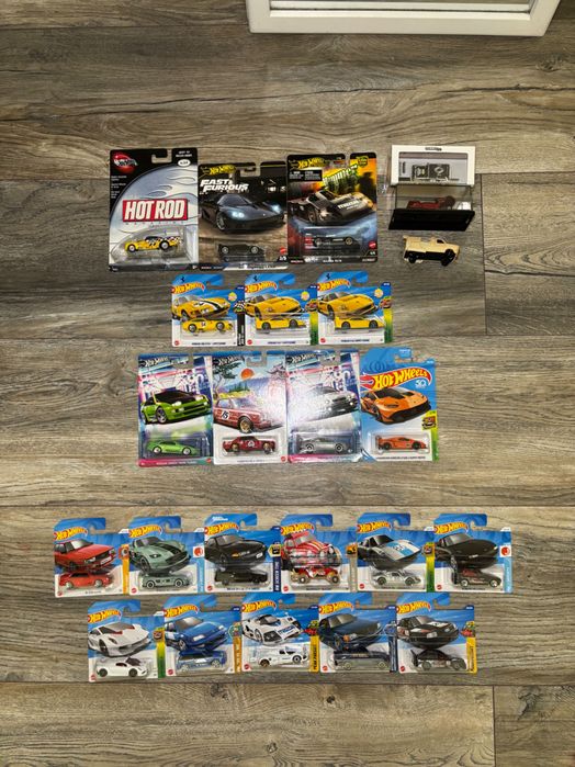 Be28.02 Hot wheels rlc, hot wheels premium,Ferrari Tarmac works