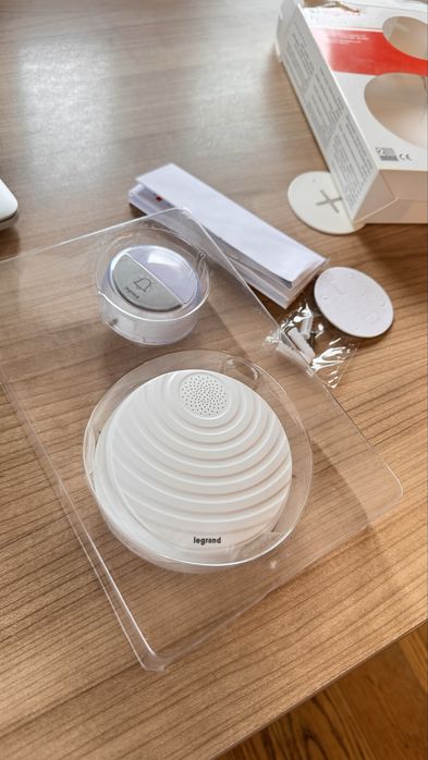 Безжичен звънец Legrand Comfort – бял