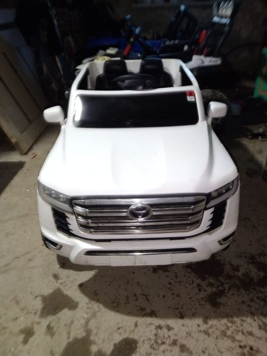 Пультовая машинка