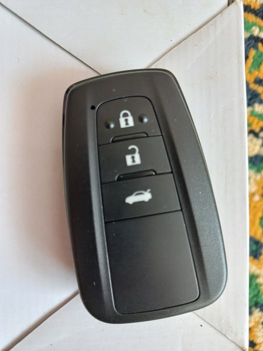 Продам ключ от камри