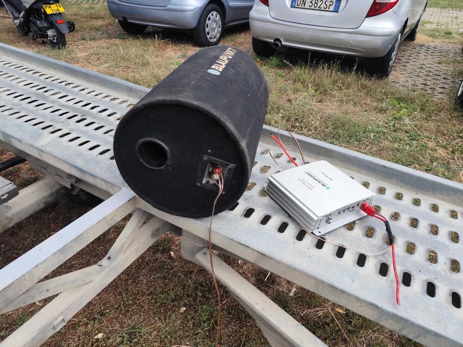 Subwoofer + Statie  BLAUPUNKT
