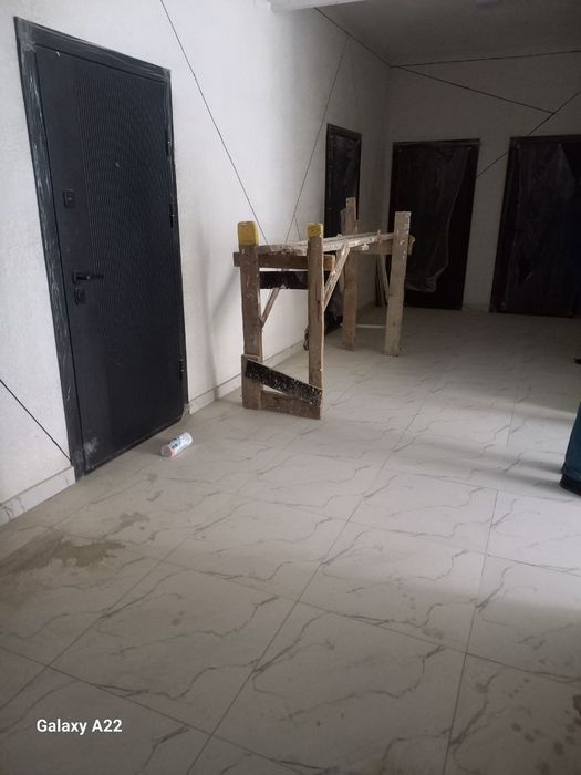 2 хонали квартира 3 этаж Бухара сити