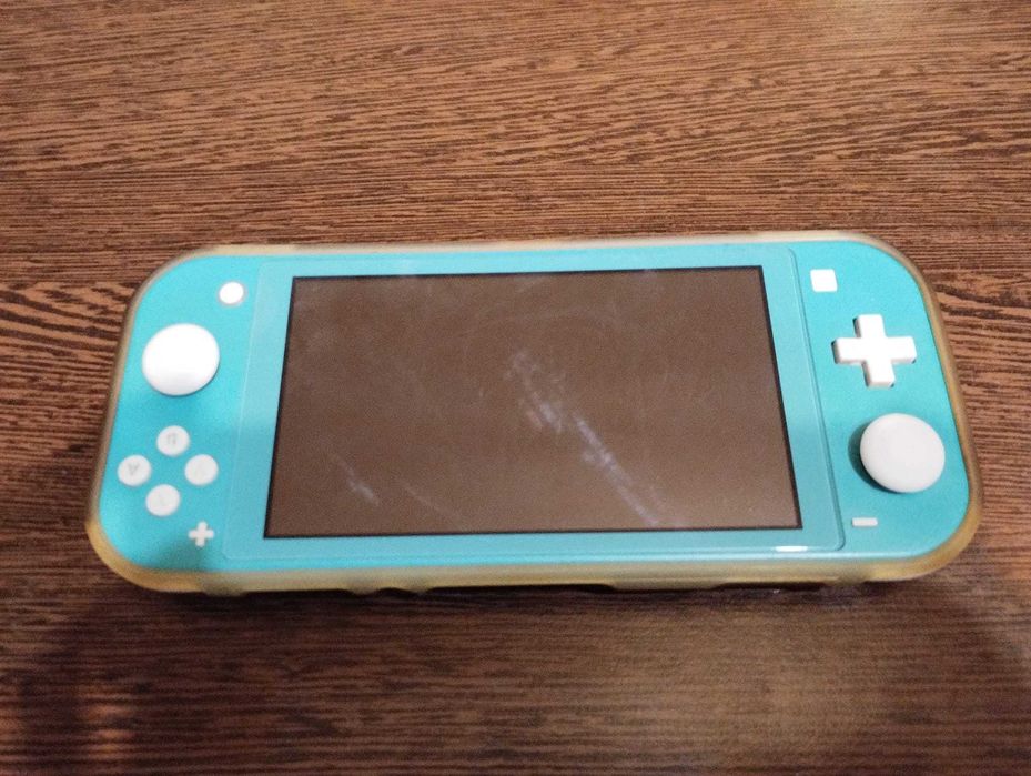 nintendo switch cu 4 carduri