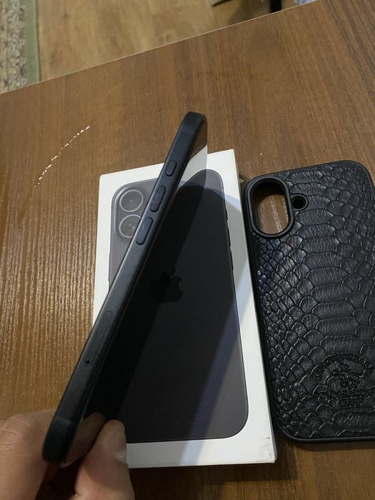 продам айфон 16 черный