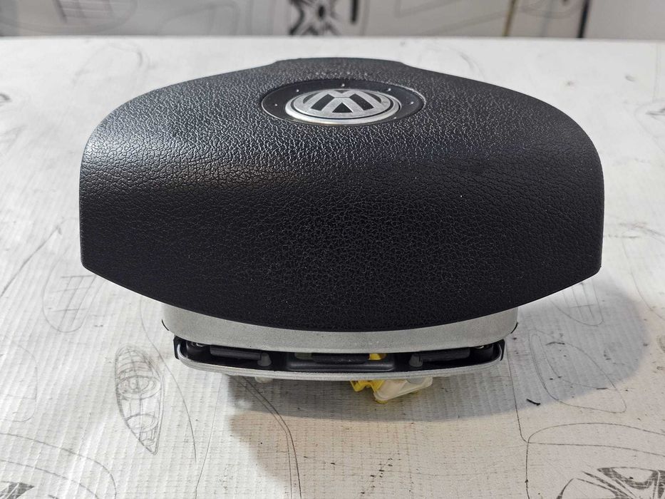 Airbag volan Volkswagen Tiguan 5N / Golf 5 / Jetta 3 / Passat B6 2007-2011 2010 2.0 TDI Cod OEM: 6071053C03, 6071053, 1K0880201 (5E3)