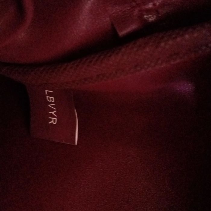 Нова чанта за лаптоп и училищни извънкласни форми.