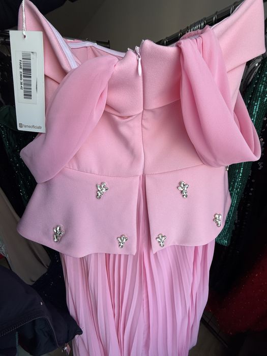 Rochie roz pe corset