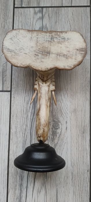 Cap de elefant din lemn