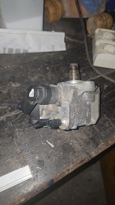 Pompa de înaltă presiune Audi A4 B8/Seat Exeo 2.0 TDI 143Cp