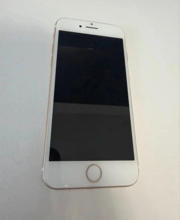 Vand Iphone 7 Impecabil