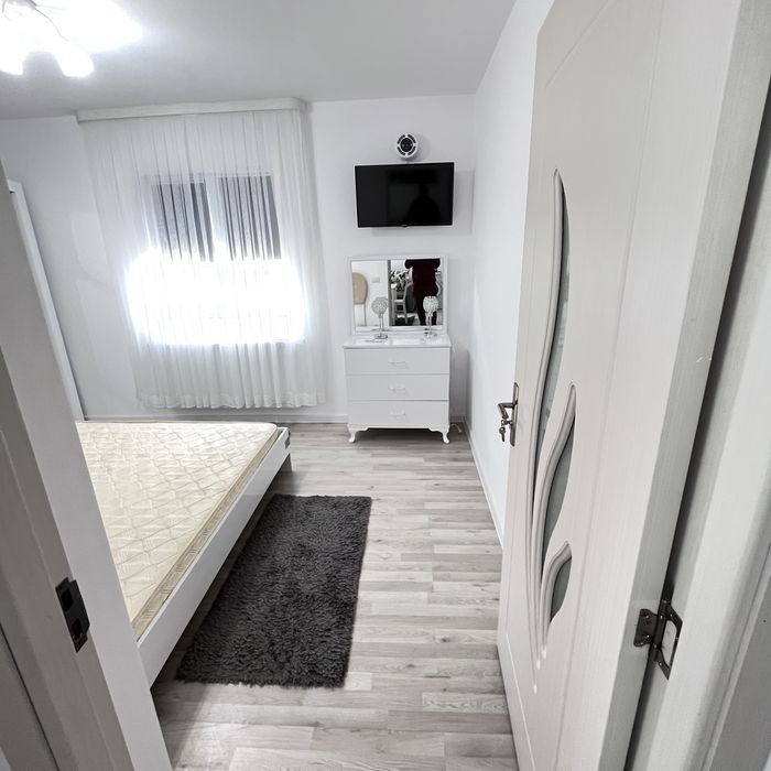 Apartament 2 camere de inchiriat, Scheia, Suceava - Zona buna!