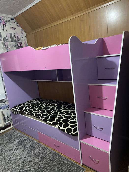 Даухярусная кровать