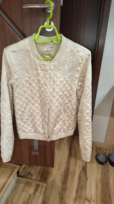 Страхотно сатенирано леко якенце на H&M-S размер