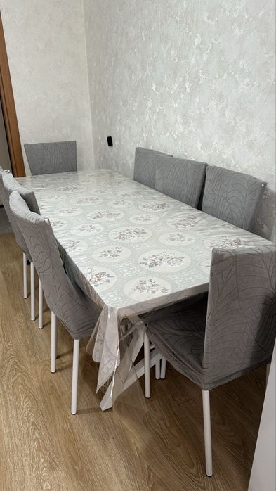 Продам срочно Кухонный стол