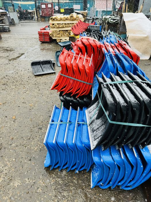 Лопаты снегоуборочные