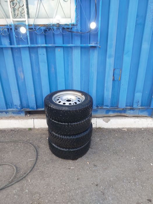 Диски с шинами зимние
