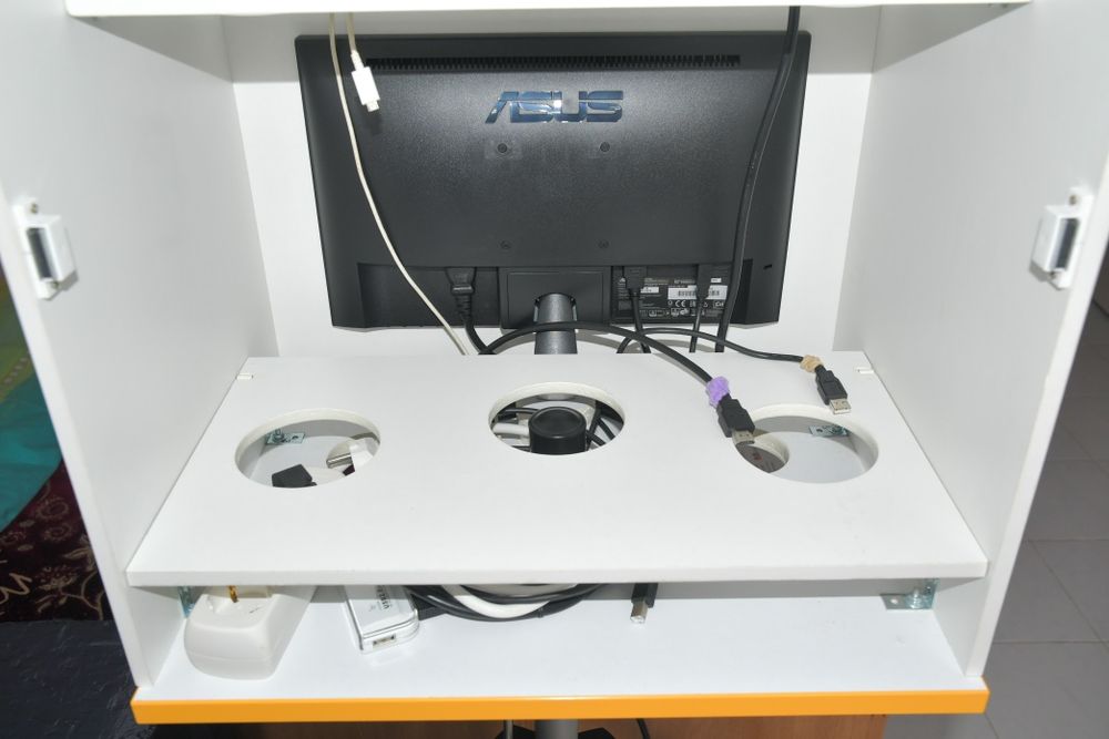 Vand cabina foto complet echipata ieftin afacere