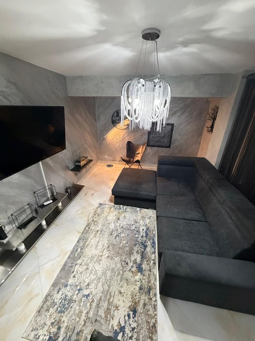 Apartament cu 2 camere de închiriat